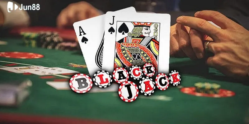 meo-choi-blackjack-hieu-qua-biet-khi-nao-nen-dung-lai-hay-rut-them